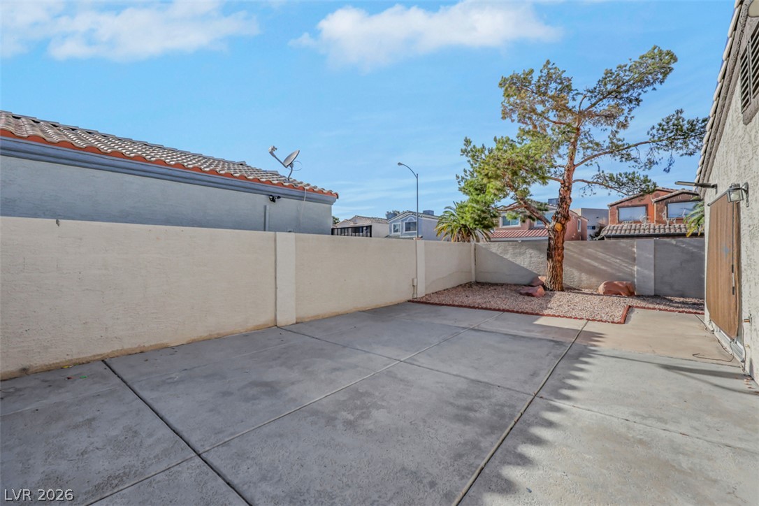 2127 Alisa Maria Way Las Vegas NV 89104