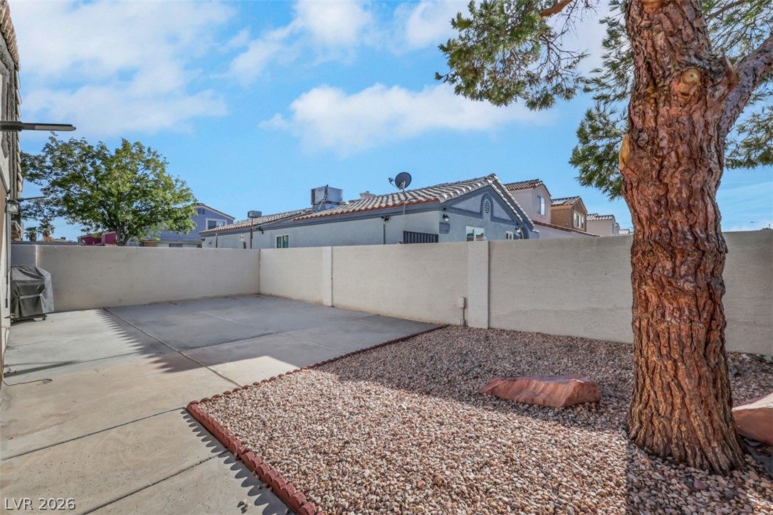 2127 Alisa Maria Way Las Vegas NV 89104