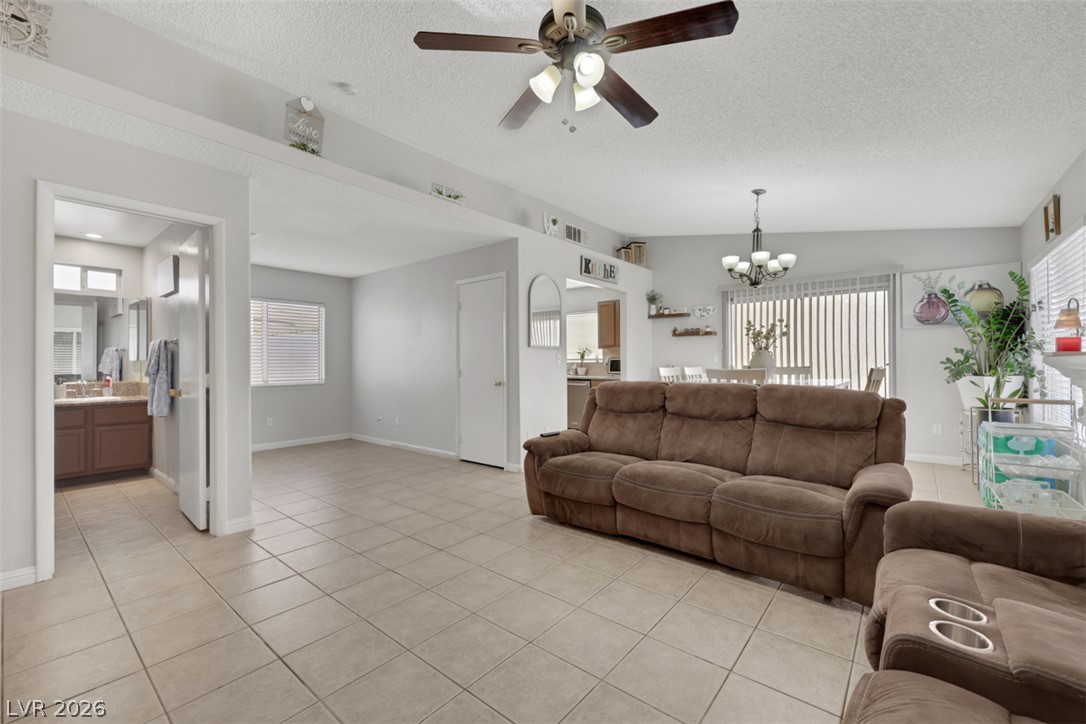 2127 Alisa Maria Way Las Vegas NV 89104