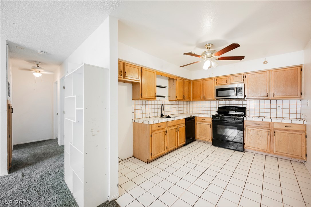2141 Twickenham Place C Las Vegas NV 89108