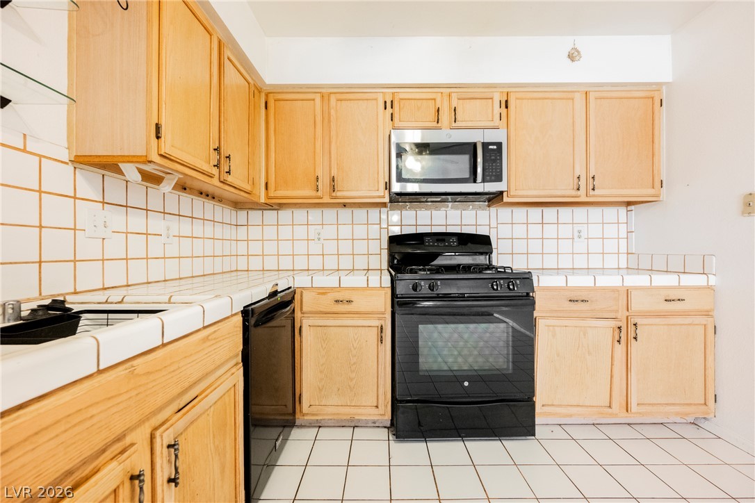2141 Twickenham Place C Las Vegas NV 89108