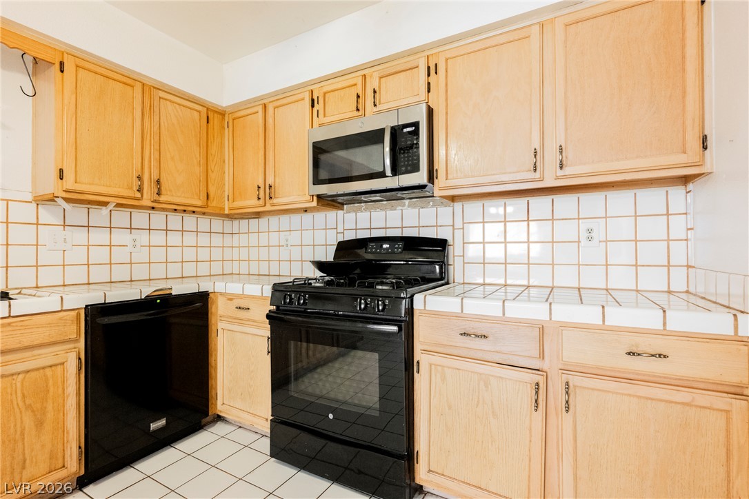 2141 Twickenham Place C Las Vegas NV 89108