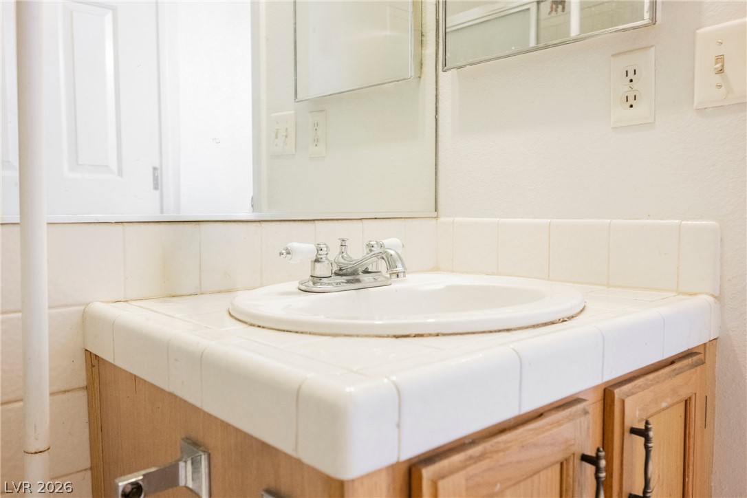 2141 Twickenham Place C Las Vegas NV 89108