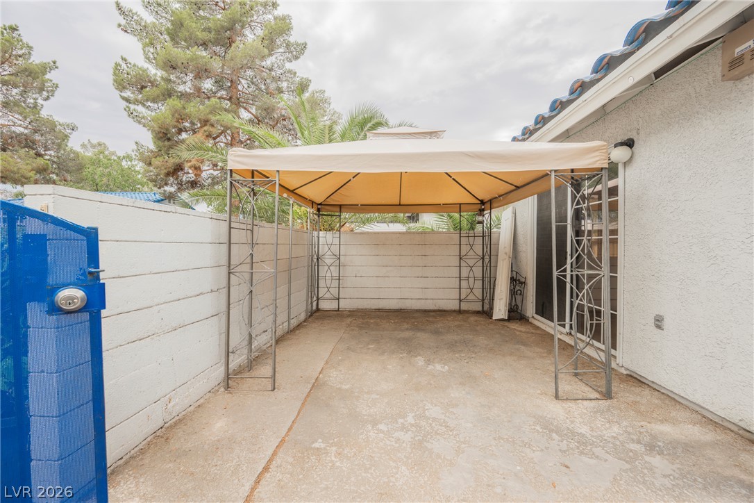 2141 Twickenham Place C Las Vegas NV 89108