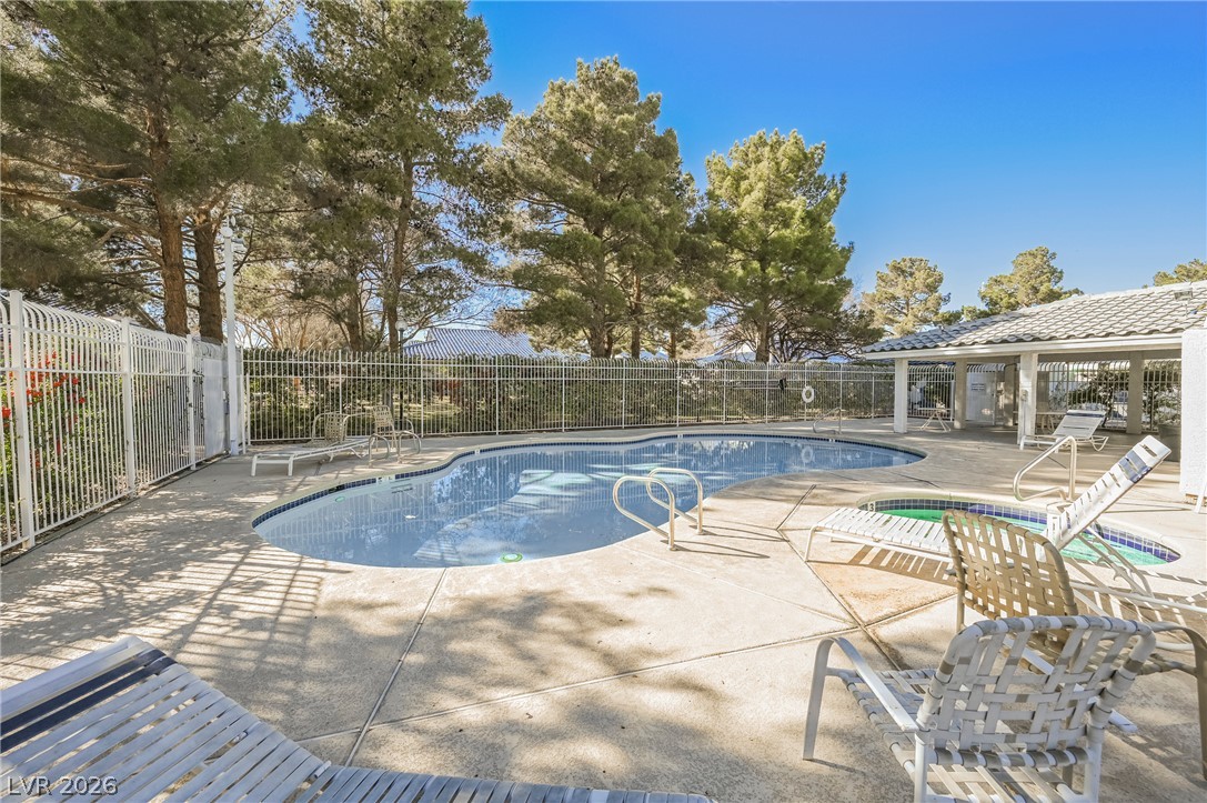 2141 Twickenham Place C Las Vegas NV 89108
