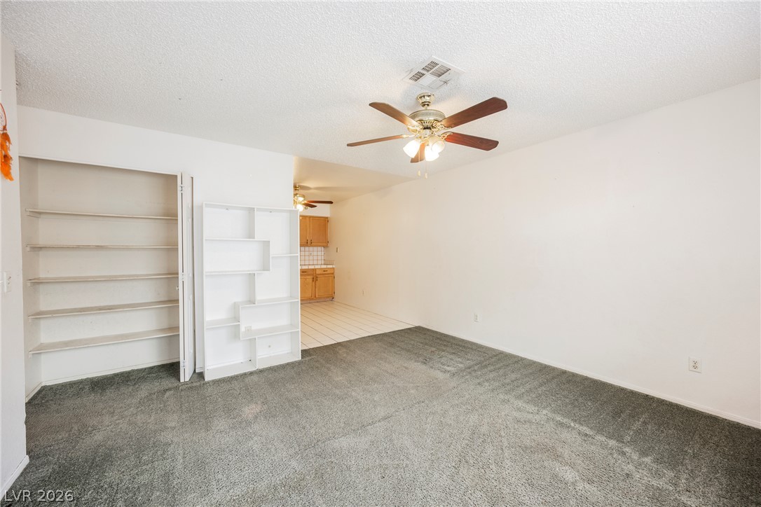 2141 Twickenham Place C Las Vegas NV 89108