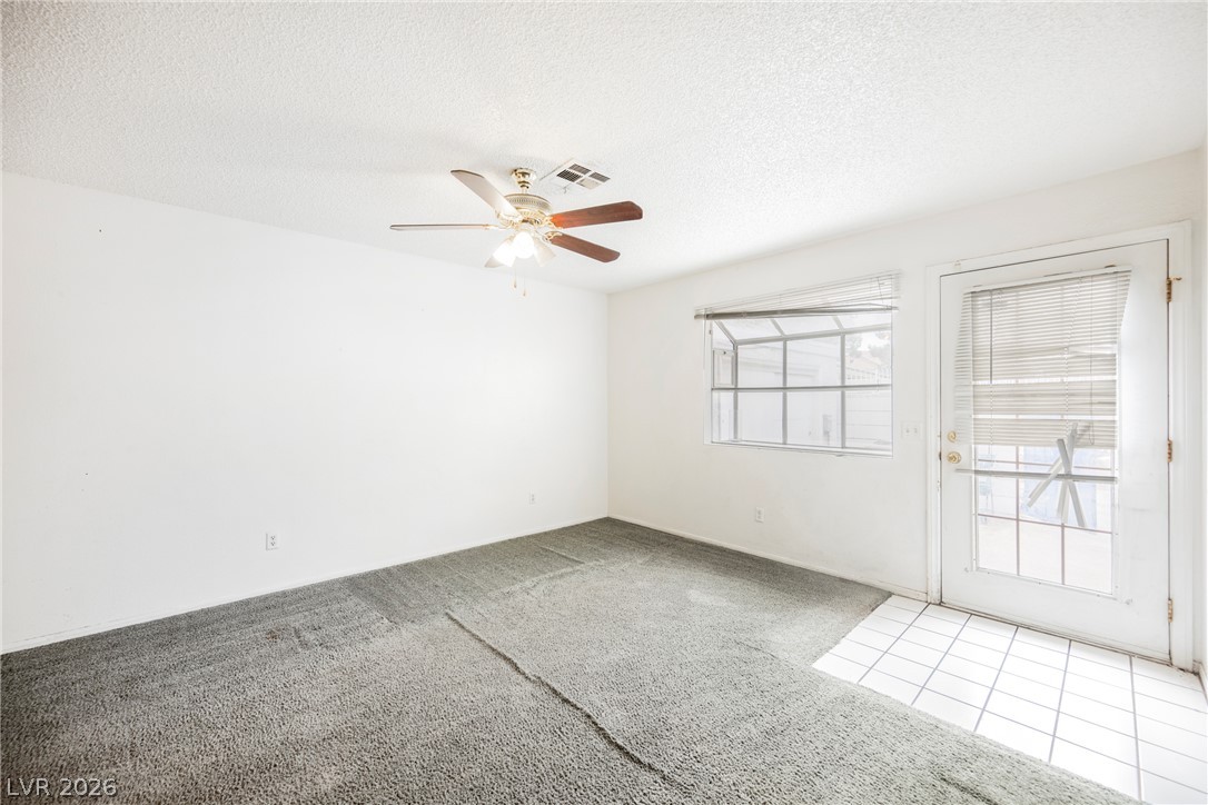 2141 Twickenham Place C Las Vegas NV 89108