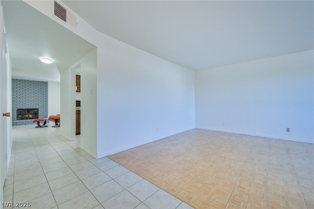 6952 Surrey Court Las Vegas NV 89145