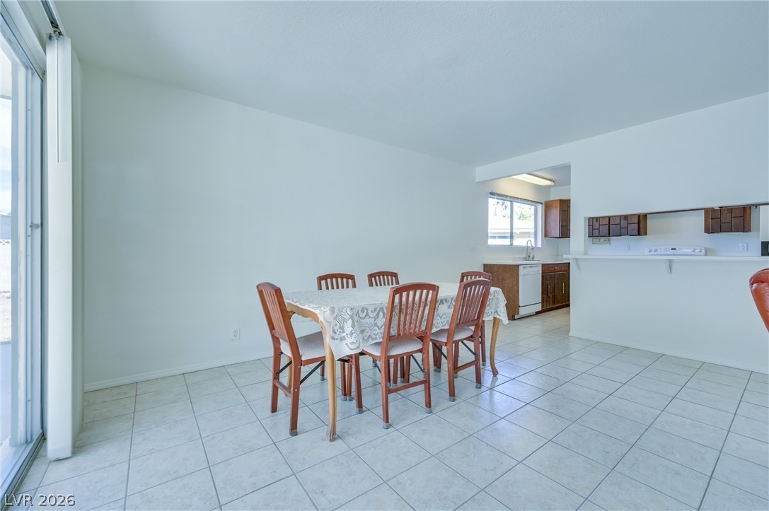6952 Surrey Court Las Vegas NV 89145