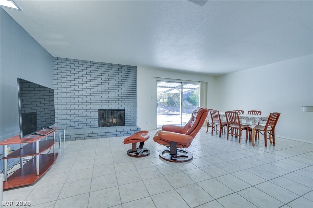 6952 Surrey Court Las Vegas NV 89145