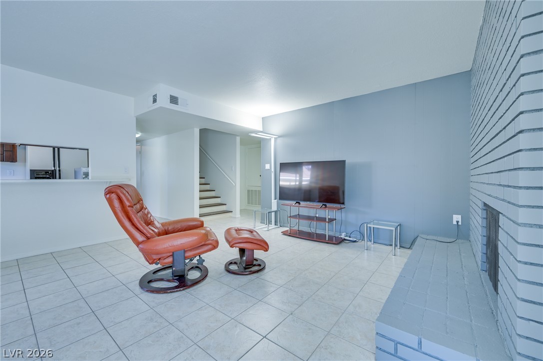 6952 Surrey Court Las Vegas NV 89145