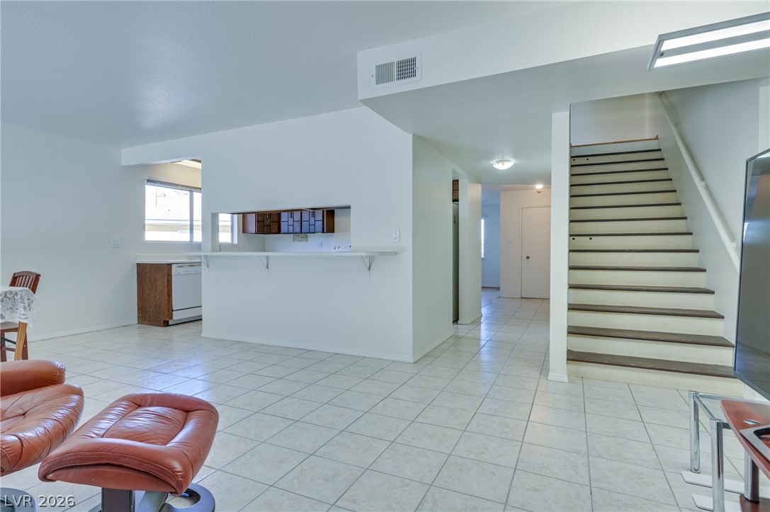 6952 Surrey Court Las Vegas NV 89145