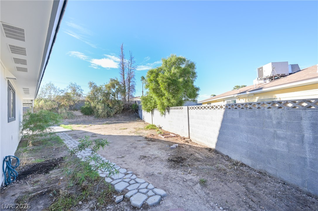 6952 Surrey Court Las Vegas NV 89145