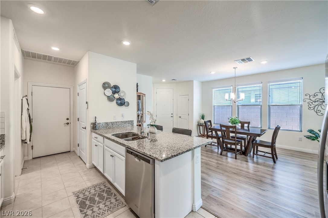 2376 Elmont Avenue North Las Vegas NV 89086