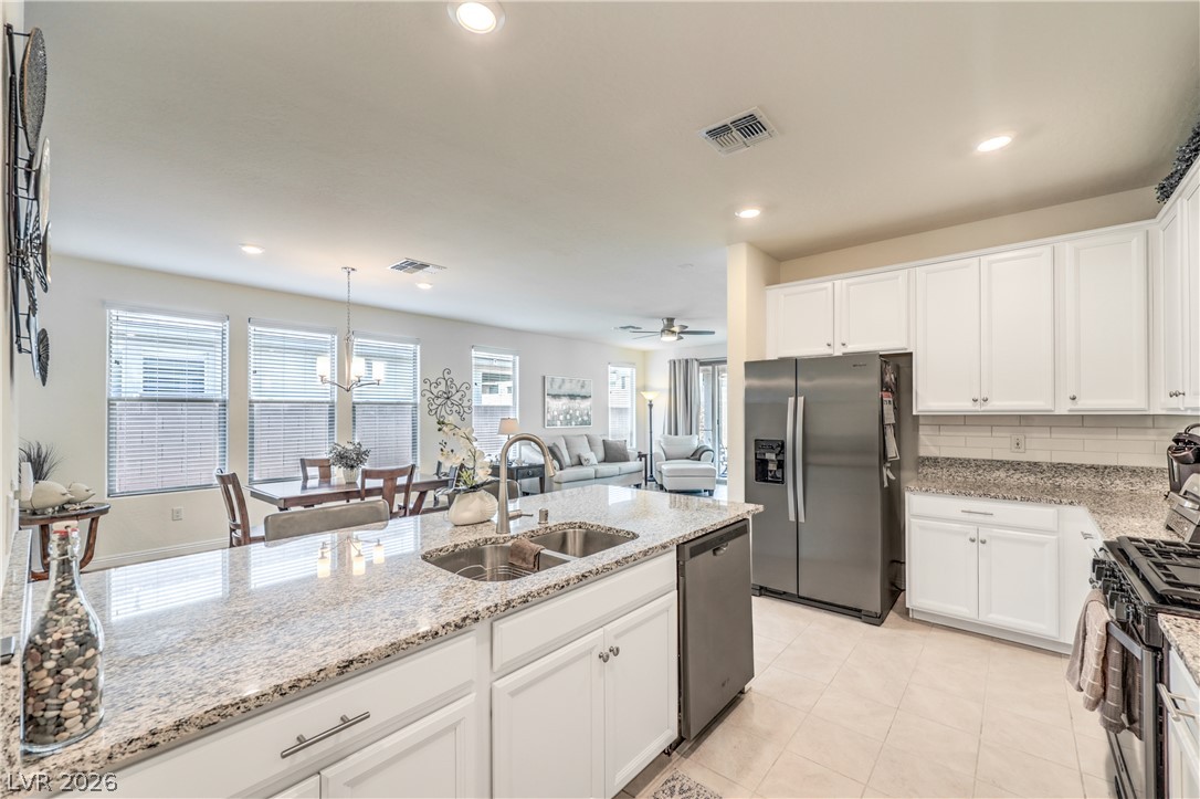 2376 Elmont Avenue North Las Vegas NV 89086