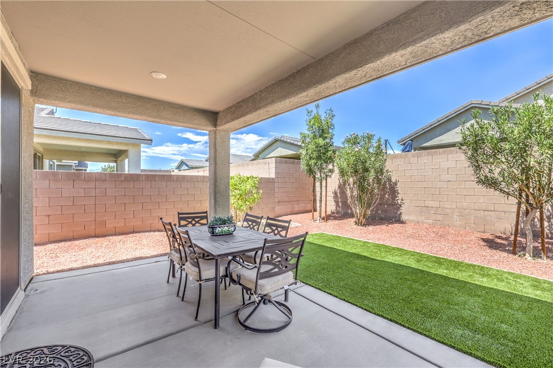 2376 Elmont Avenue North Las Vegas NV 89086