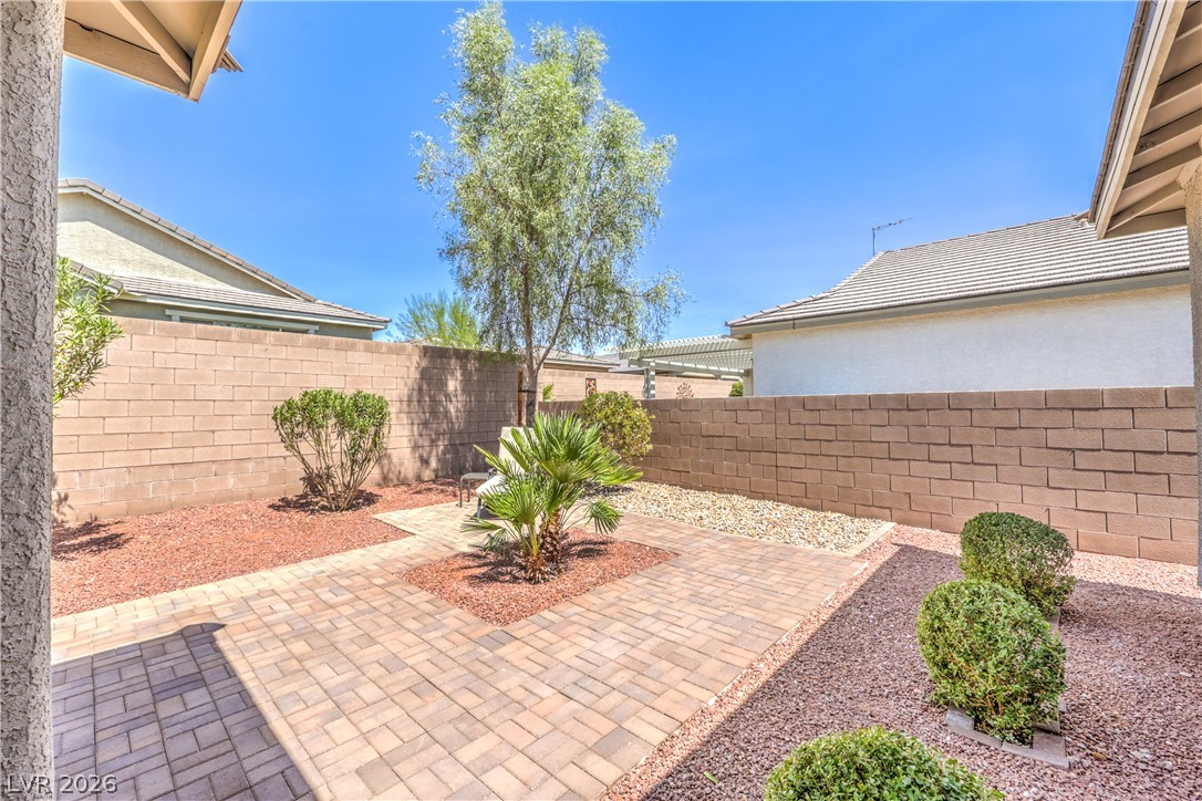 2376 Elmont Avenue North Las Vegas NV 89086
