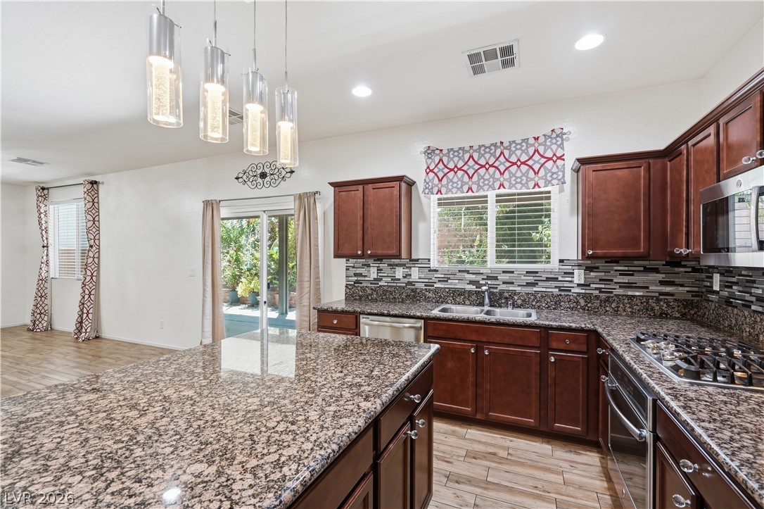 6765 Bristle Falls Street Las Vegas NV 89149