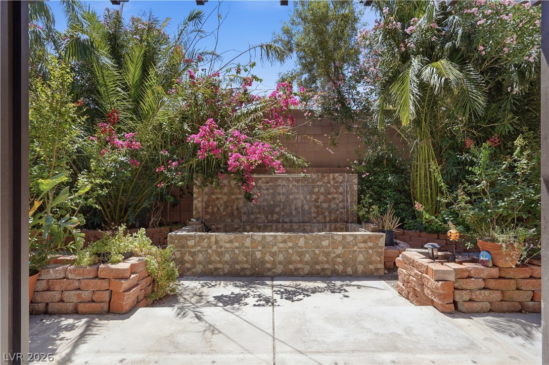 6765 Bristle Falls Street Las Vegas NV 89149