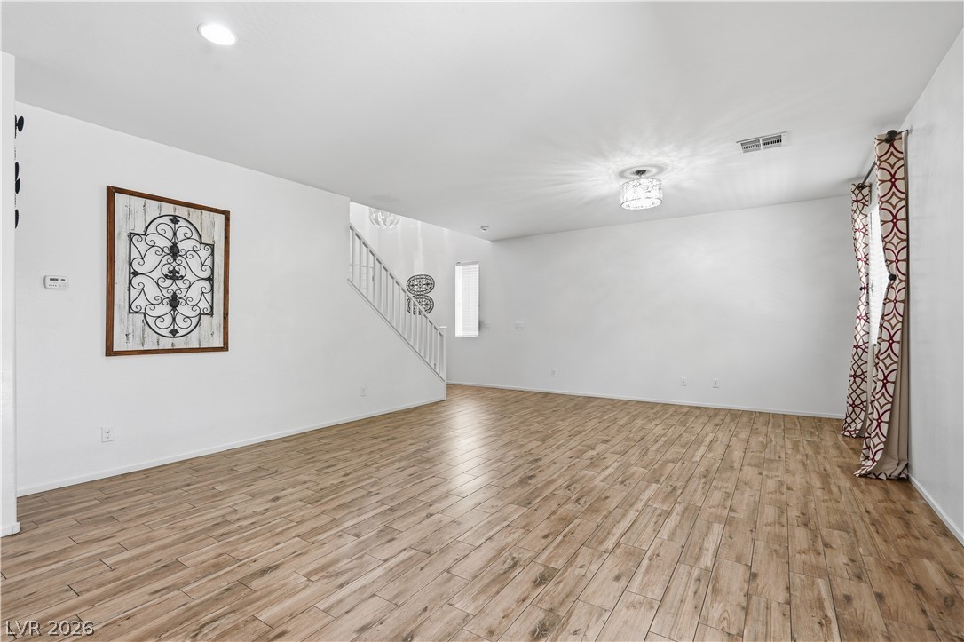 6765 Bristle Falls Street Las Vegas NV 89149
