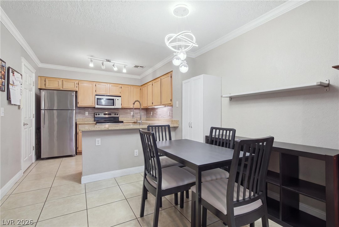 2121 Willowbury Drive C Las Vegas NV 89108