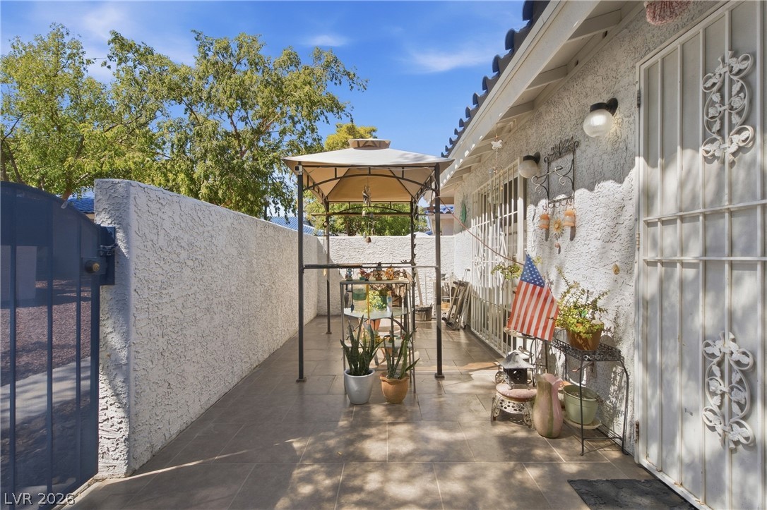 2121 Willowbury Drive C Las Vegas NV 89108