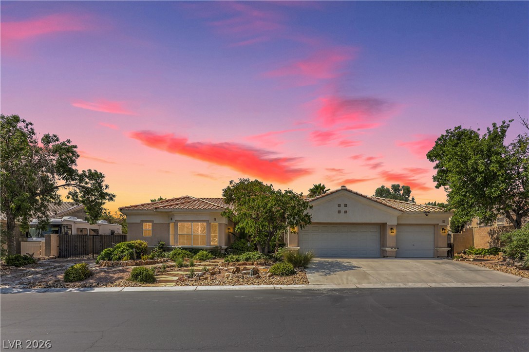 7411 Bridlehorne Avenue Las Vegas NV 89131