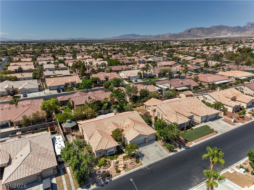 7411 Bridlehorne Avenue Las Vegas NV 89131
