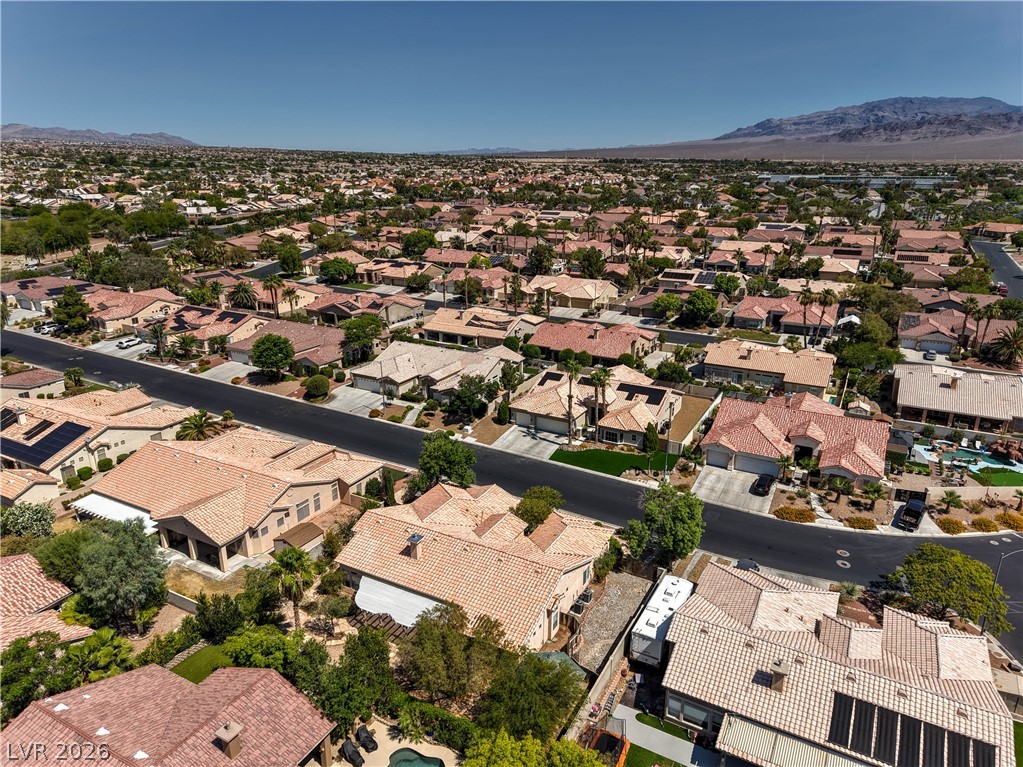 7411 Bridlehorne Avenue Las Vegas NV 89131