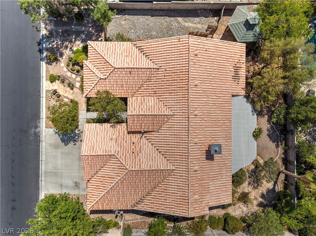 7411 Bridlehorne Avenue Las Vegas NV 89131