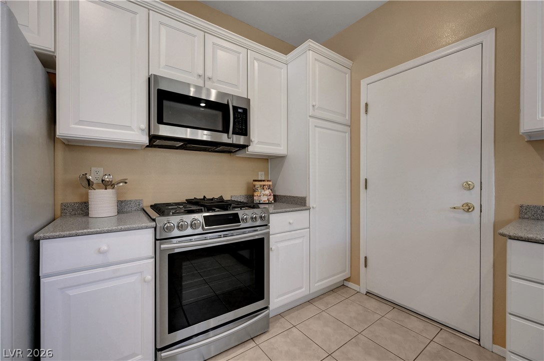 1807 Eagle Mesa Avenue Henderson NV 89012
