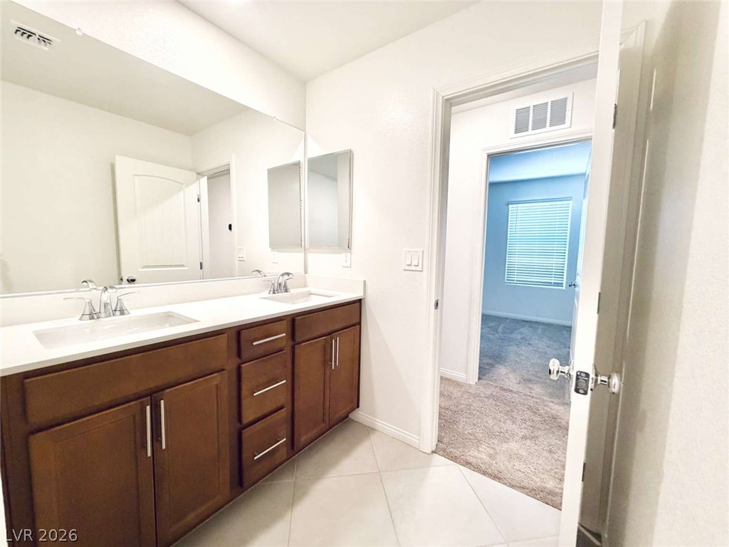8616 Valley Village Street Las Vegas NV 89113