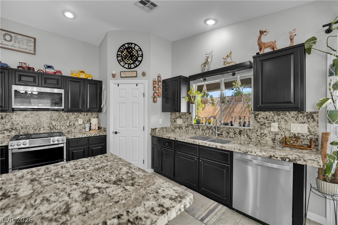 4504 Silverwind Road North Las Vegas NV 89031