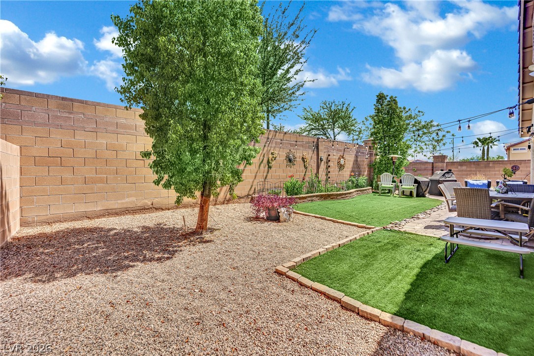 4504 Silverwind Road North Las Vegas NV 89031
