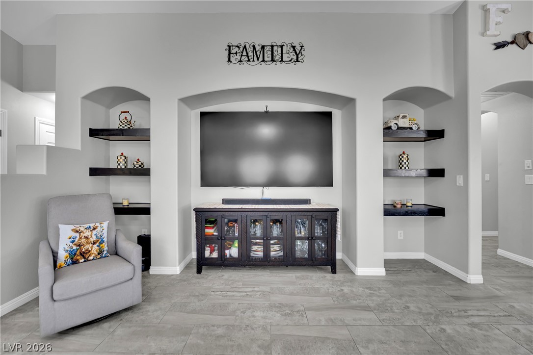 4504 Silverwind Road North Las Vegas NV 89031