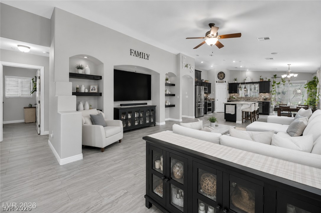 4504 Silverwind Road North Las Vegas NV 89031