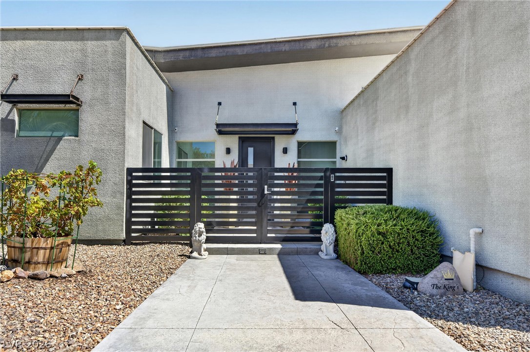 306 East Country Club Drive Henderson NV 89015