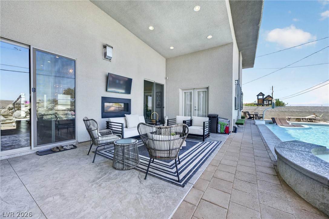 306 East Country Club Drive Henderson NV 89015
