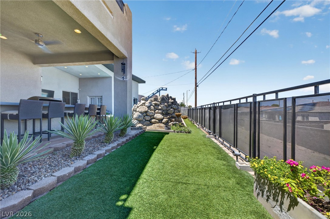 306 East Country Club Drive Henderson NV 89015