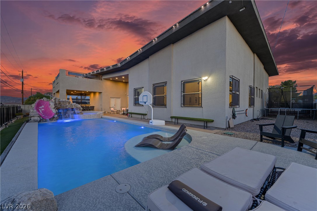 306 East Country Club Drive Henderson NV 89015