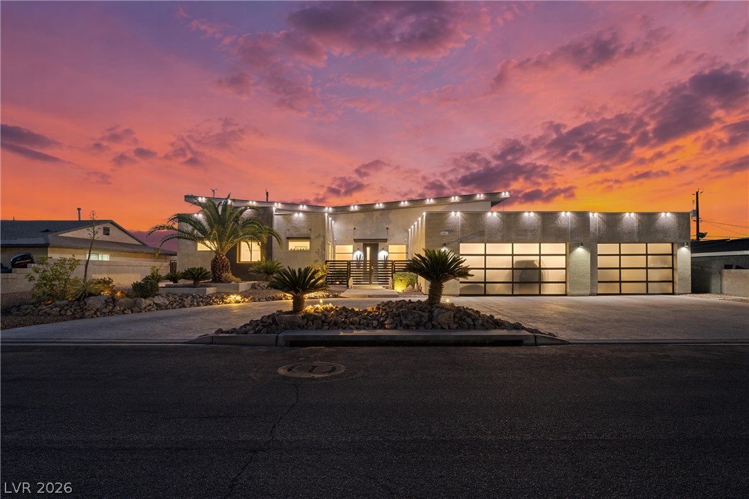 306 East Country Club Drive Henderson NV 89015