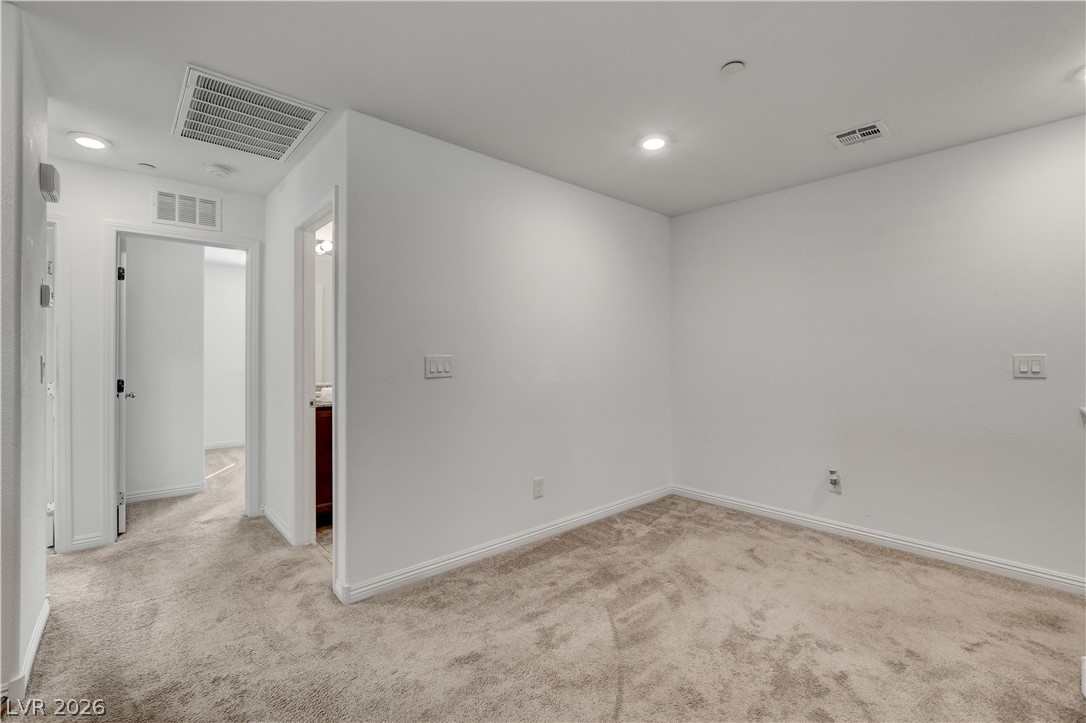 5226 Steep Cliffs Avenue Las Vegas NV 89115