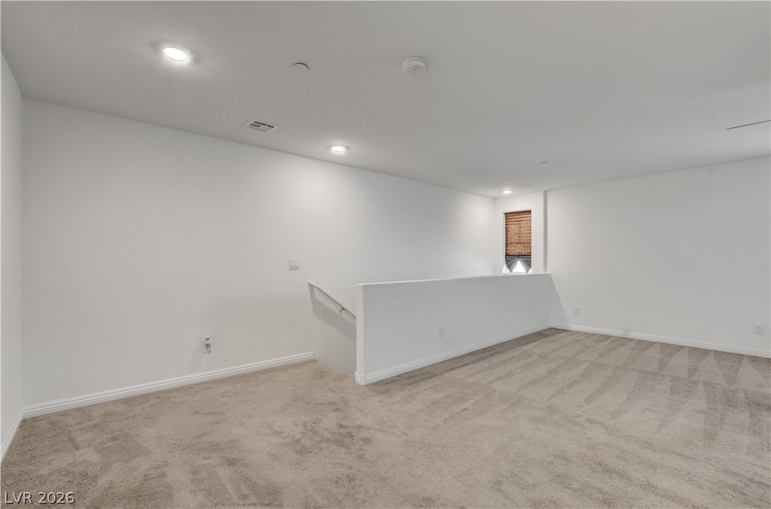 5226 Steep Cliffs Avenue Las Vegas NV 89115