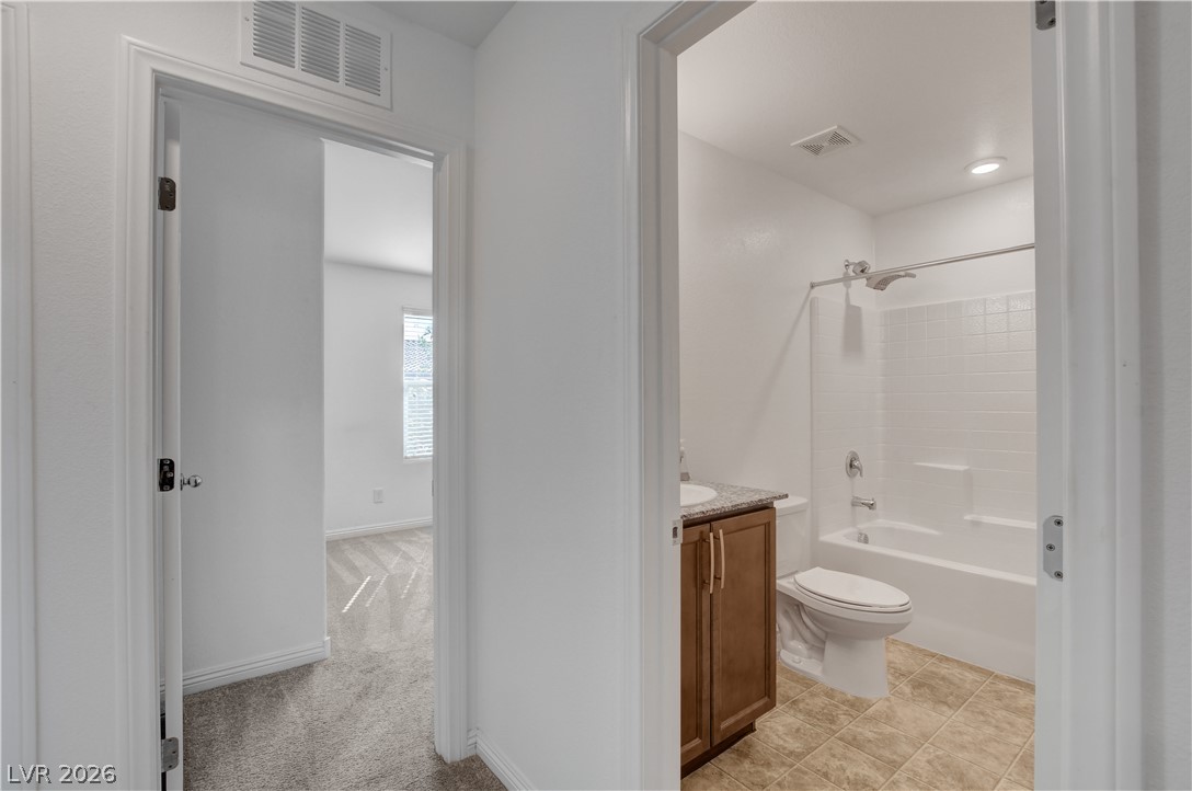 5226 Steep Cliffs Avenue Las Vegas NV 89115
