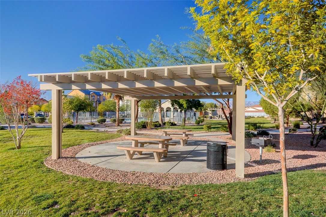 5226 Steep Cliffs Avenue Las Vegas NV 89115