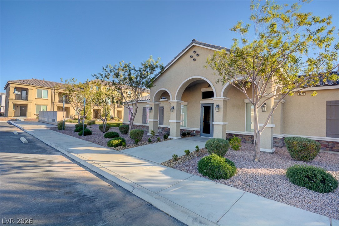 5226 Steep Cliffs Avenue Las Vegas NV 89115