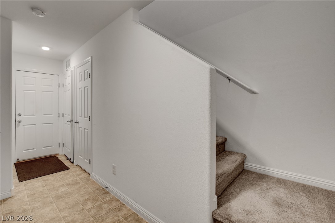 5226 Steep Cliffs Avenue Las Vegas NV 89115
