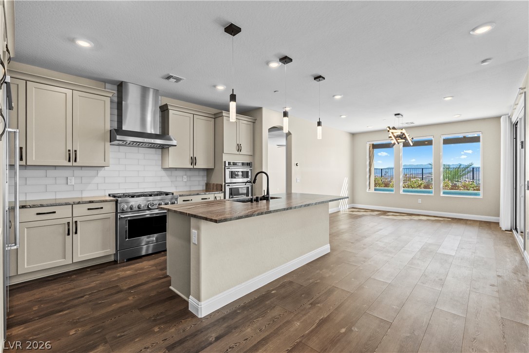 70 Sun Lily Lane Henderson NV 89011