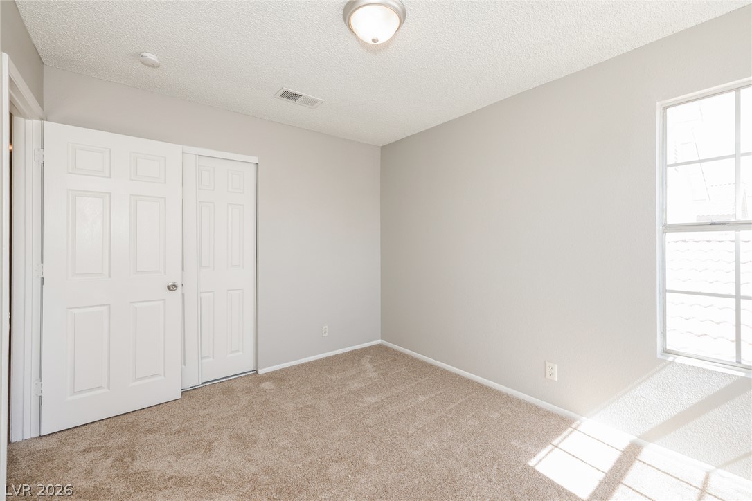 1909 Dry Falls Street Las Vegas NV 89142