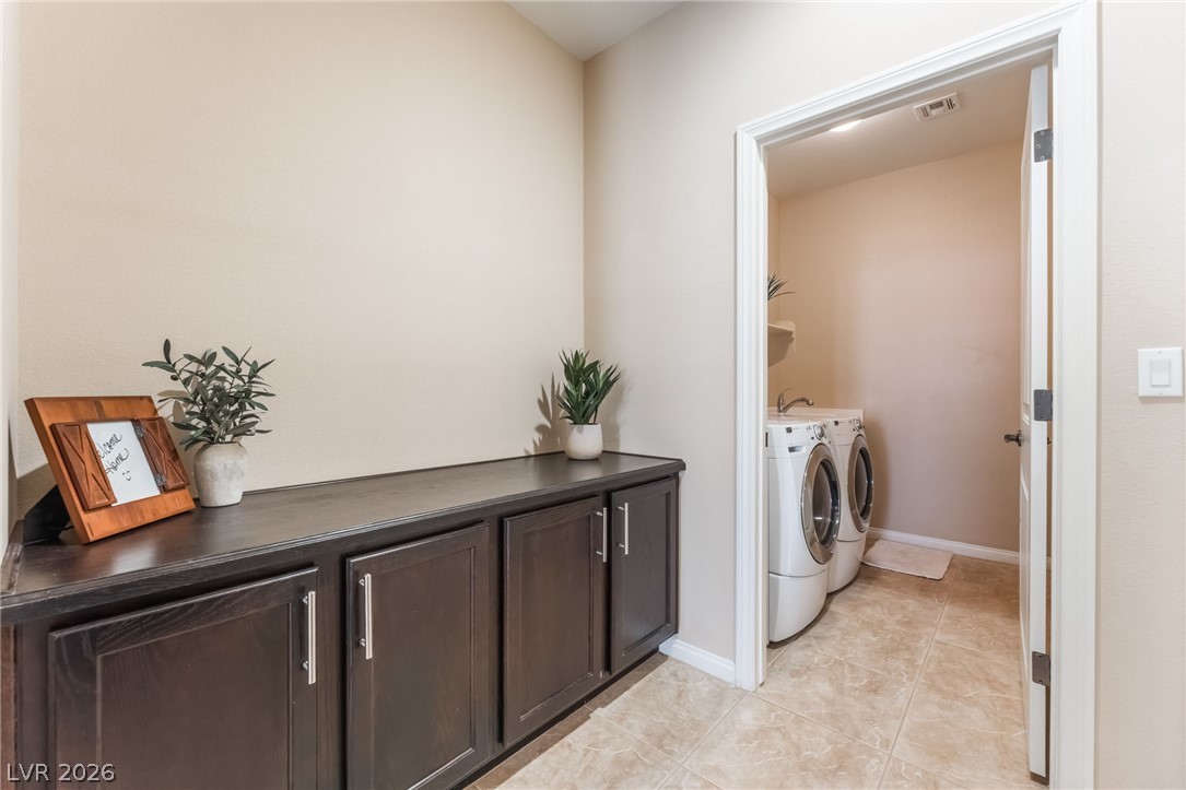 10242 Timberline Peak Avenue Las Vegas NV 89166